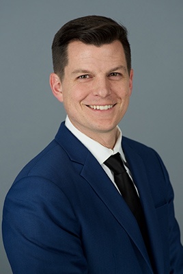 Frank Roessler's headshot